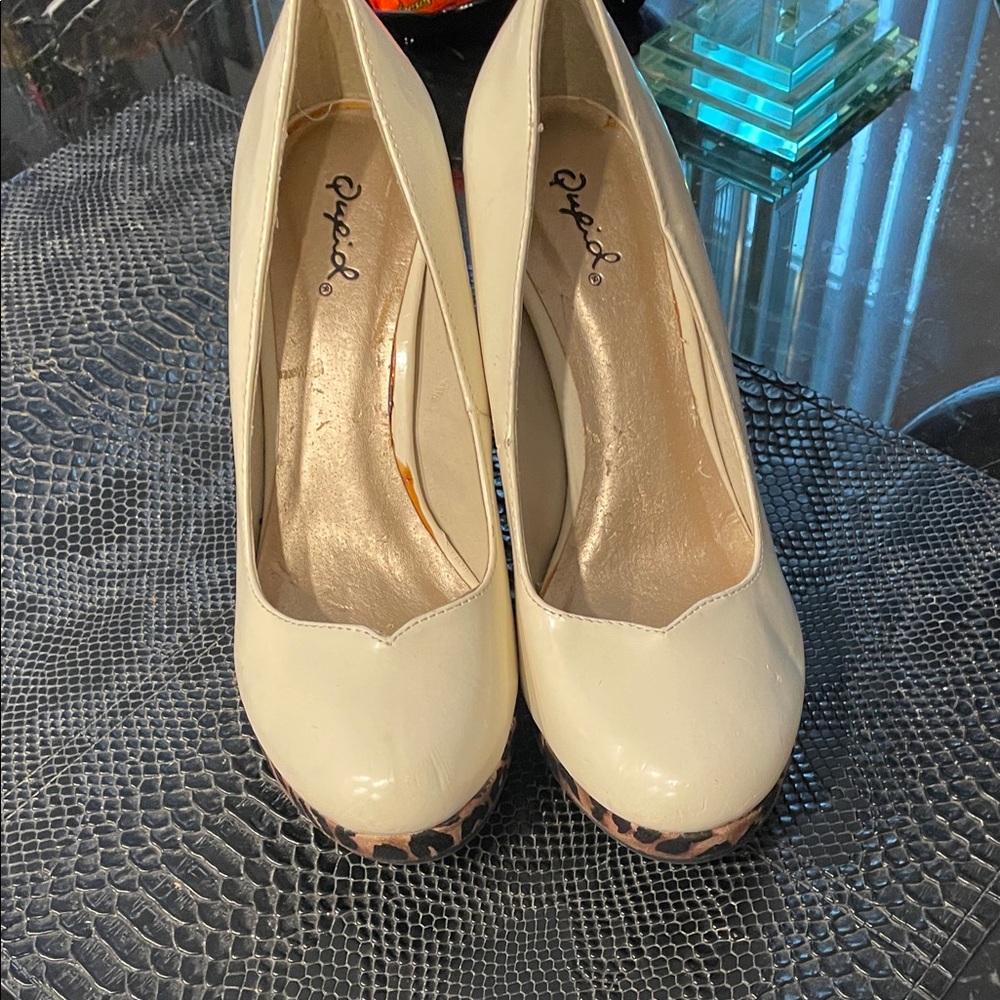 Qupid White and Leopard Print Platform Heels